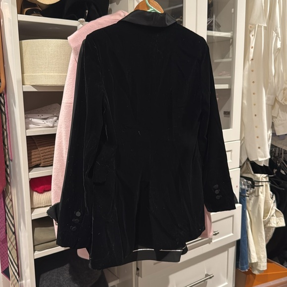 Jacket - Picture 3 of 3